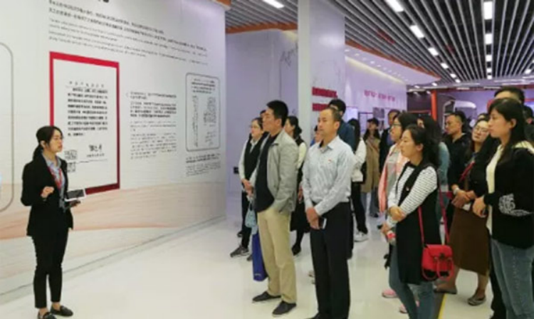 珠海市国资委全面提升新时代国企基层党建培训班(图1) 珠海市国资委全面提升新时代国企基层党建培训班(图1)