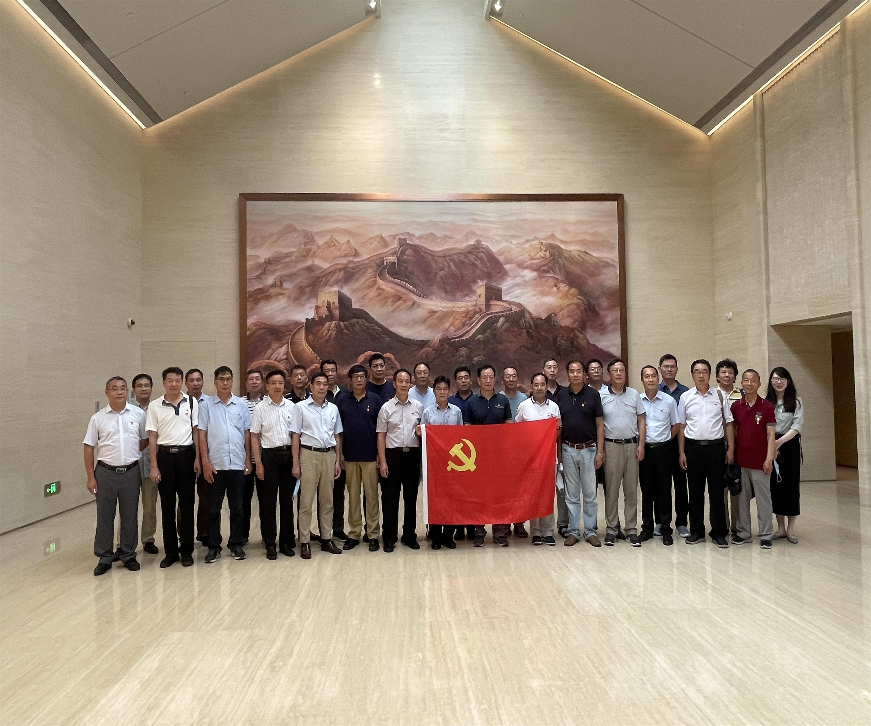 上海交通大学-云南省文化和旅游宣传推广和品牌营销培训班顺利结业(图1) 上海交通大学-云南省文化和旅游宣传推广和品牌营销培训班顺利结业(图1)