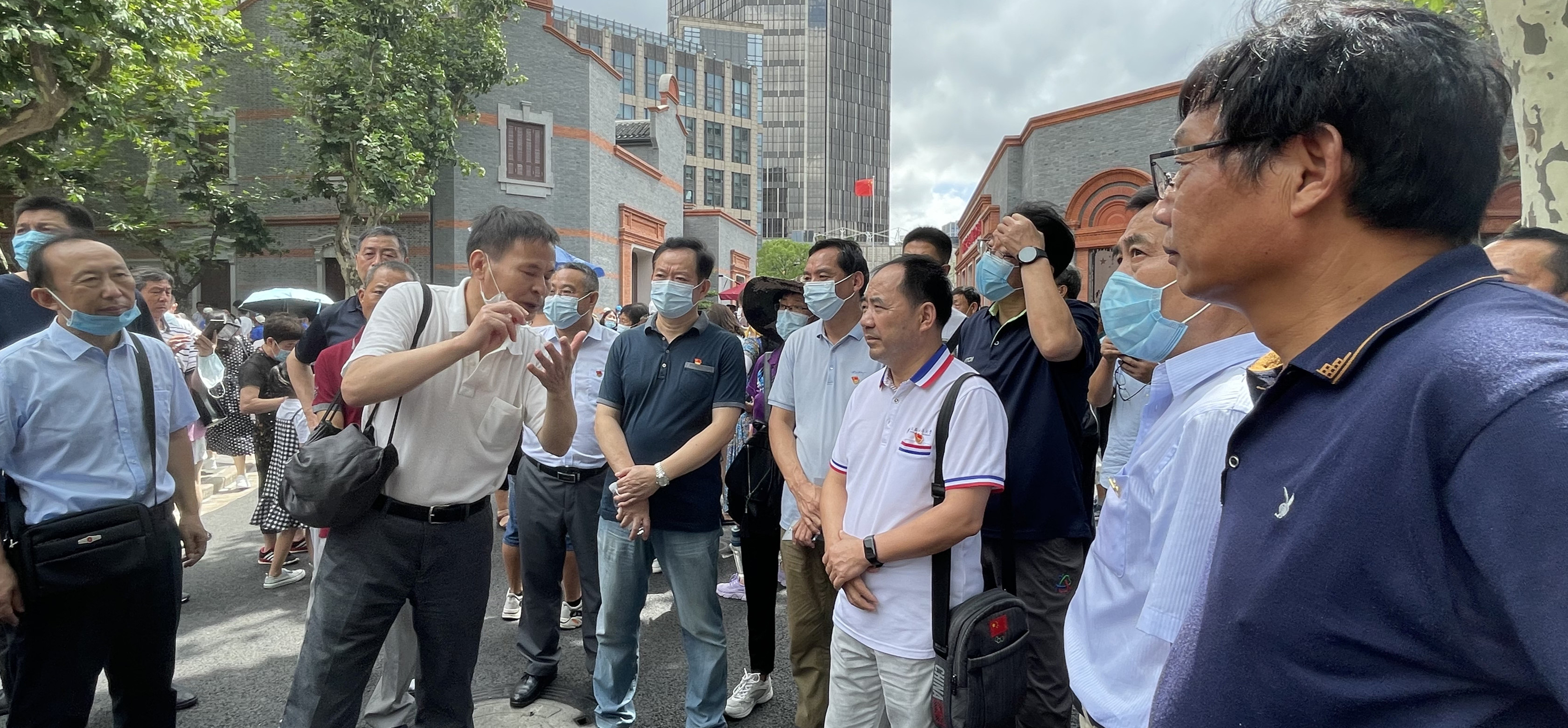 海军航空大学青岛校区教学骨干培训班在上海交大开班(图1) 海军航空大学青岛校区教学骨干培训班在上海交大开班(图1)