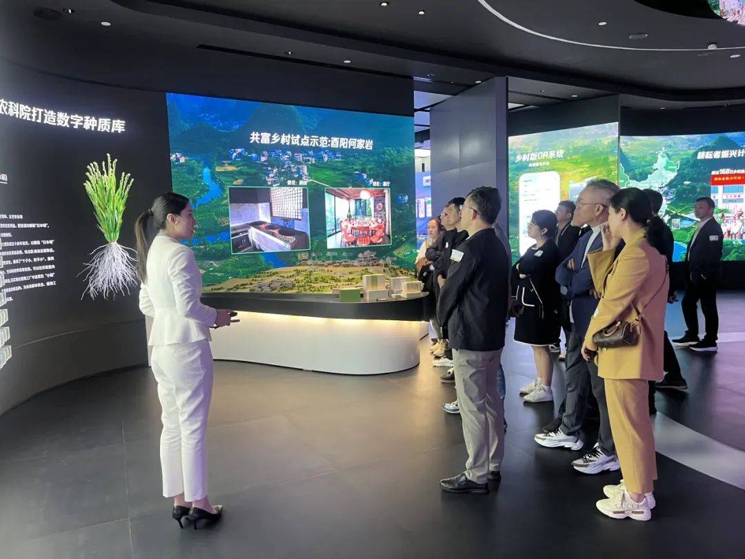 参观腾讯预约——走进科技前沿,领略创新魅力,深圳腾讯总部参观考察 (图4) 参观腾讯预约——走进科技前沿,领略创新魅力,深圳腾讯总部参观考察 (图4)