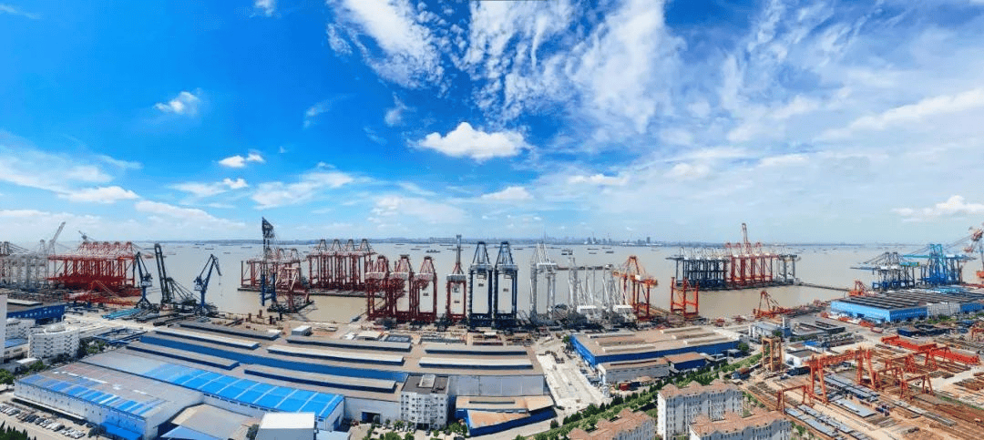 参观上海振华重工,走进大国重器,感受中国力量(图1) 参观上海振华重工,走进大国重器,感受中国力量(图1)
